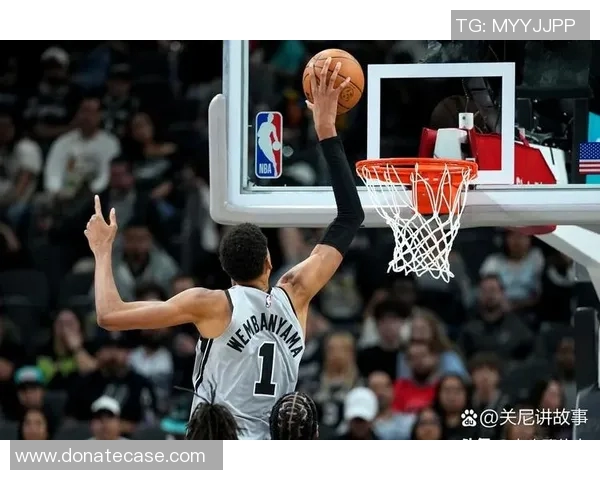 2014年NBA西部决赛雷霆与马刺第四场激战回顾与精彩瞬间分析 2014年NBA西部决赛雷霆与马刺第四场激战回顾与精彩瞬间分析